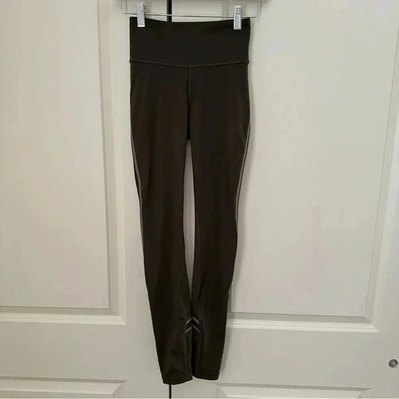Lululemon Run Crew Tight 28" Nulux Dark Olive Green Obsidian Grey Sage Size 2 - Picture 2 of 10